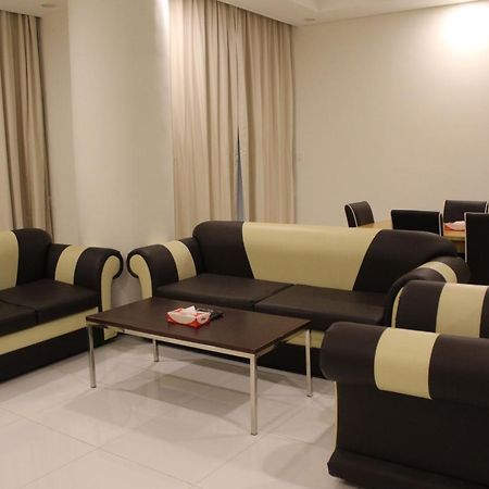 Asian Tower Apartment Al Ghurayfah Bagian luar foto